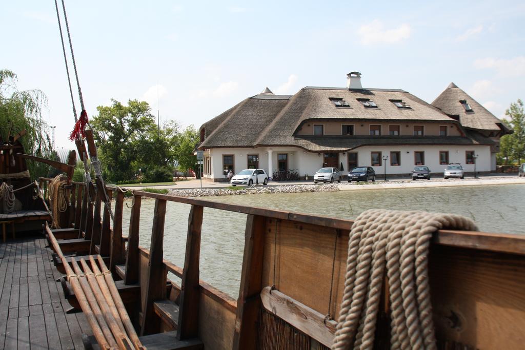 Penzion Eko Park Piestany Exteriör bild