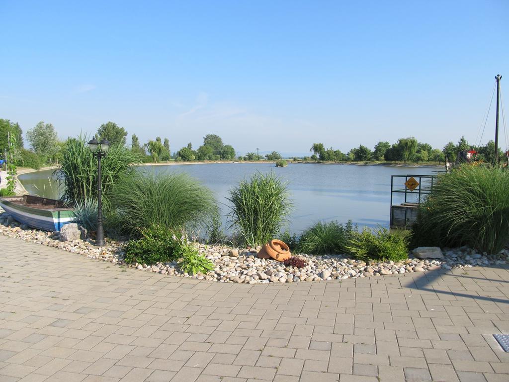 Penzion Eko Park Piestany Exteriör bild